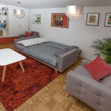 Evelina's Place Apartamento *